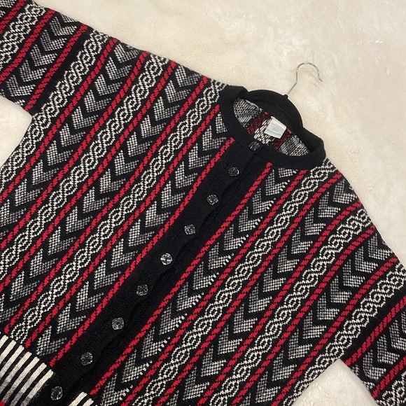 Vintage Pure Wool Sweater Cardigan - Picture 10 of 12